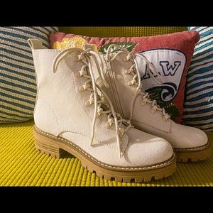 cream textile boot